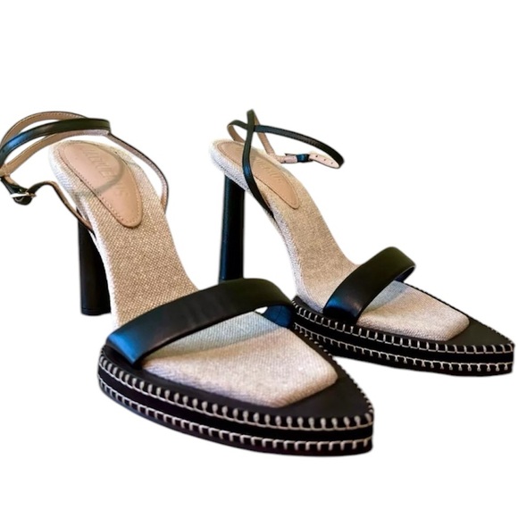 ✨JACQUEMUS✨Black Novio Heel Sandals - Picture 3 of 12